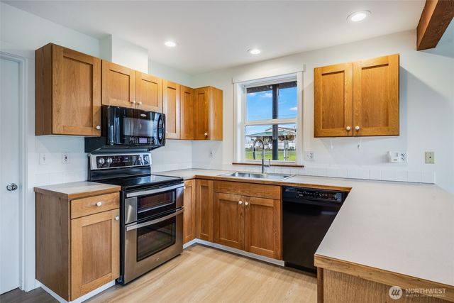 31321 Lebor Devore Road E, Eatonville, WA 98328