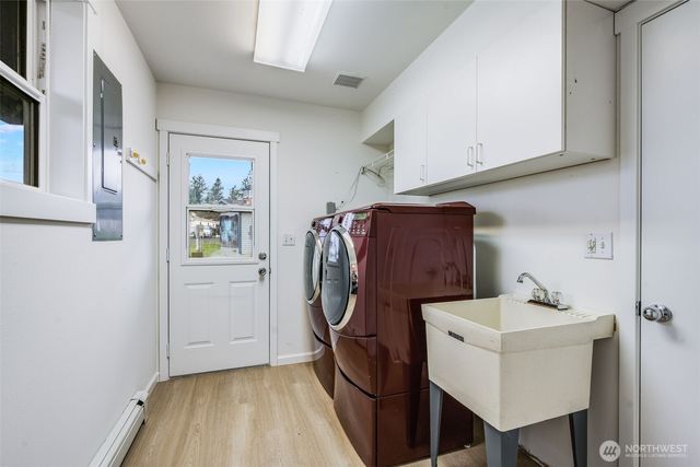 31321 Lebor Devore Road E, Eatonville, WA 98328