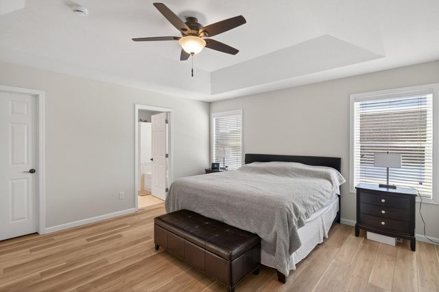 8599 Oakview Way N, Maple Grove, MN 55369