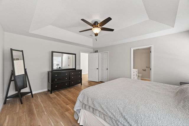 8599 Oakview Way N, Maple Grove, MN 55369