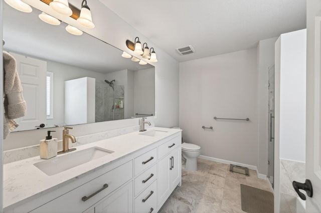 8599 Oakview Way N, Maple Grove, MN 55369