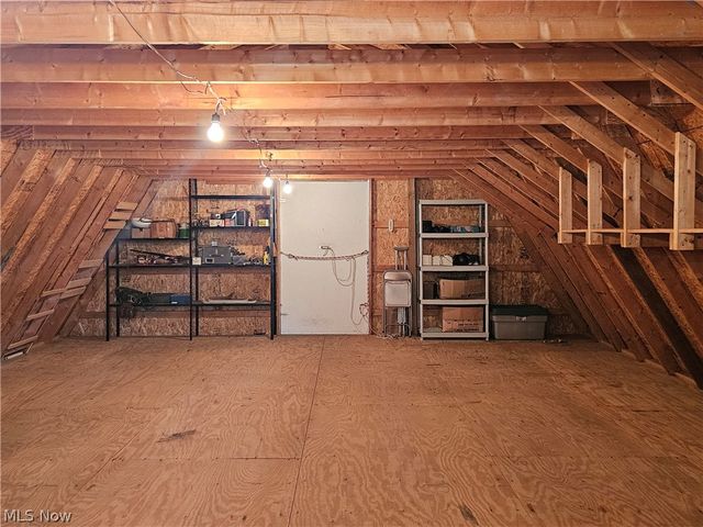 116 Moffet Avenue, Chardon, OH 44024