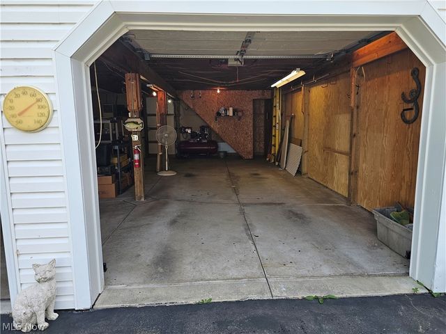 116 Moffet Avenue, Chardon, OH 44024