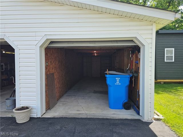 116 Moffet Avenue, Chardon, OH 44024