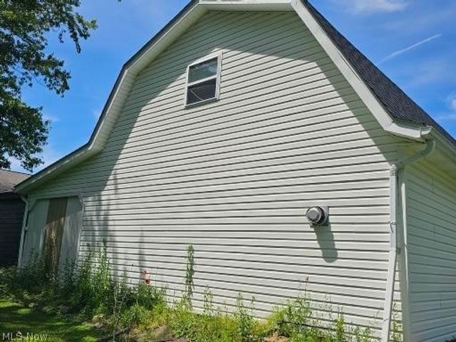 116 Moffet Avenue, Chardon, OH 44024