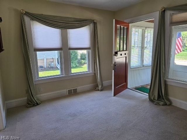 116 Moffet Avenue, Chardon, OH 44024
