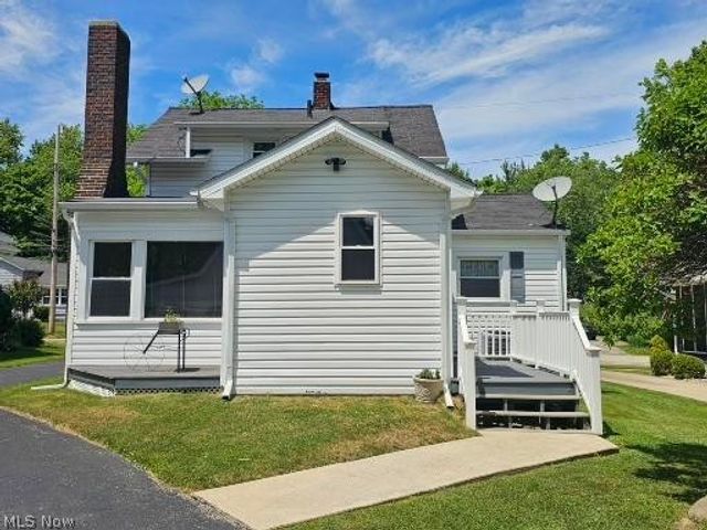116 Moffet Avenue, Chardon, OH 44024