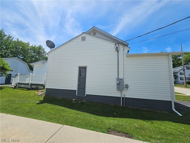 116 Moffet Avenue, Chardon, OH 44024