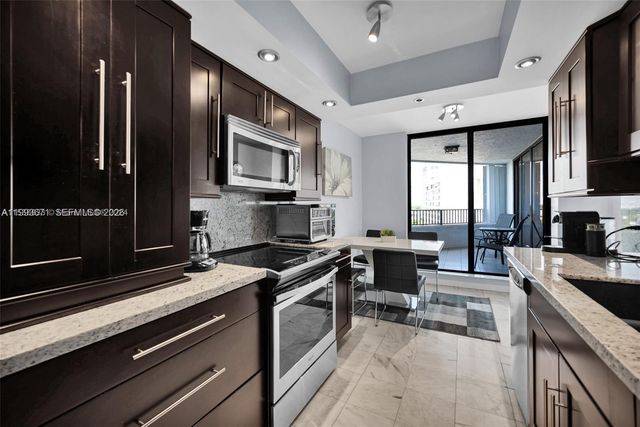 300 Three Islands Blvd 108, Hallandale Beach, FL 33009