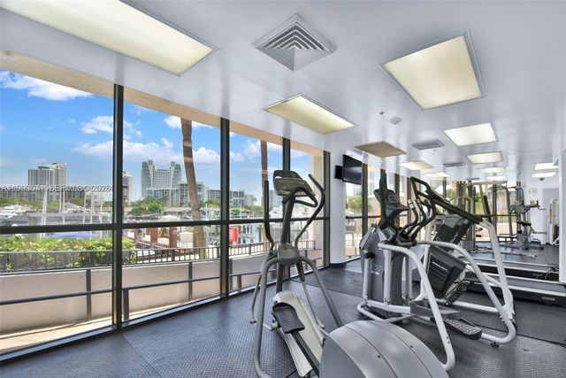 300 Three Islands Blvd 108, Hallandale Beach, FL 33009