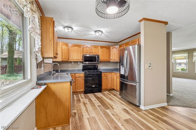 14747 Hartford Trail, Strongsville, OH 44136