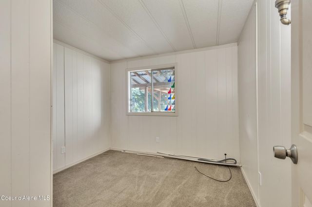 134 Valley View Rd, Kingston, ID 83839