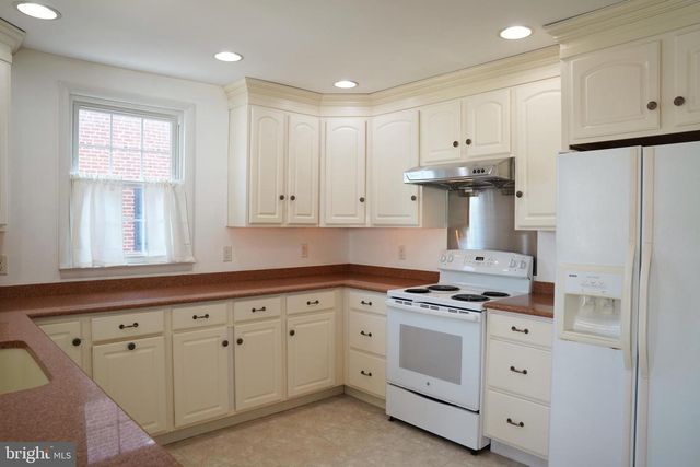 244 WILLIAMS RD, Bryn Mawr, PA 19010