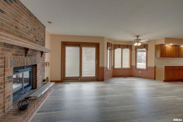 3130 Acadia Way, Quincy, IL 62305