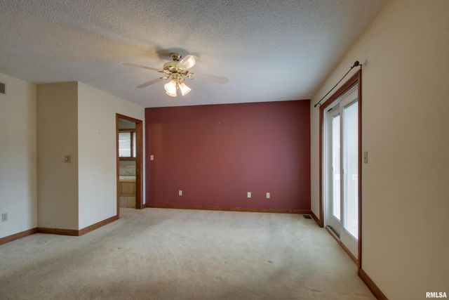 3130 Acadia Way, Quincy, IL 62305