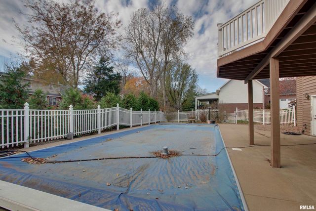 3130 Acadia Way, Quincy, IL 62305