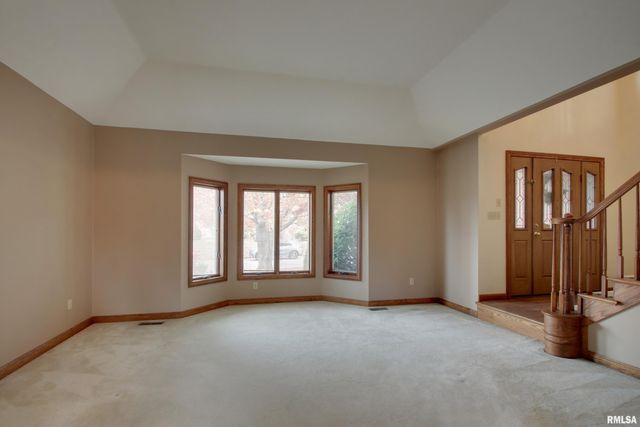 3130 Acadia Way, Quincy, IL 62305