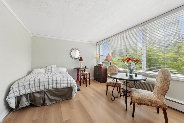 336 W Wellington Street 703, Chicago, IL 60657