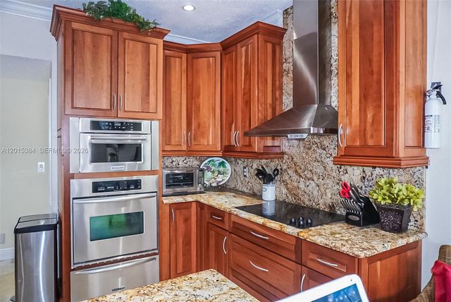 6864 Sugarloaf Key St, Lake Worth, FL 33467