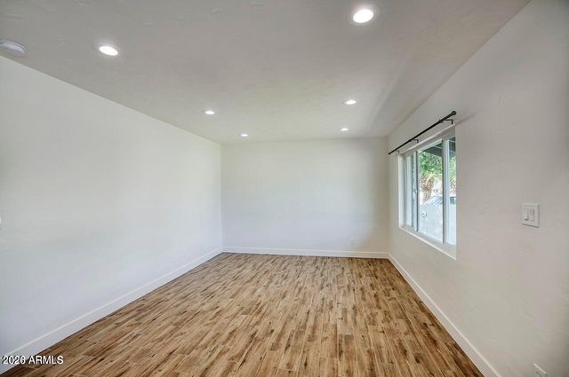 2509 E COOLIDGE Street, Phoenix, AZ 85016