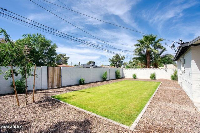 2509 E COOLIDGE Street, Phoenix, AZ 85016
