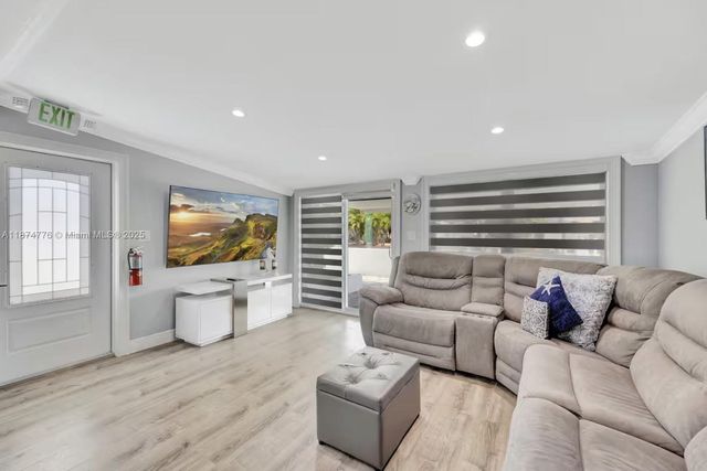 2301 Yellowtail Dr, Marathon, FL 33050