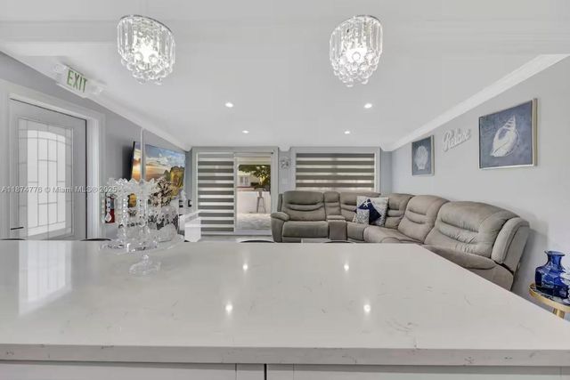 2301 Yellowtail Dr, Marathon, FL 33050