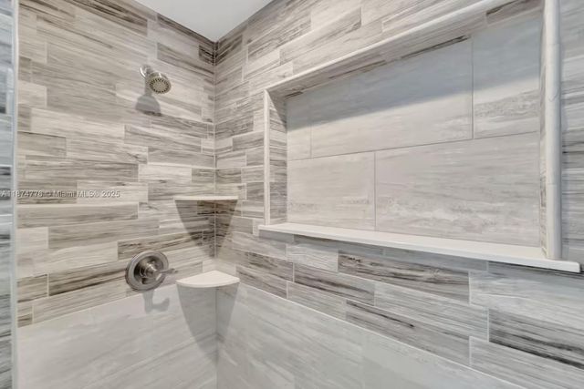 2301 Yellowtail Dr, Marathon, FL 33050