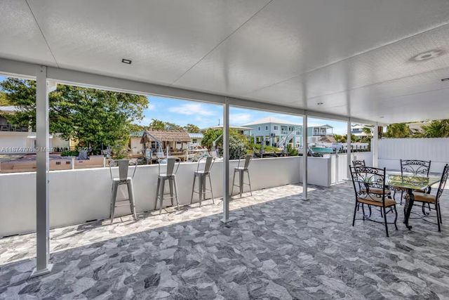 2301 Yellowtail Dr, Marathon, FL 33050