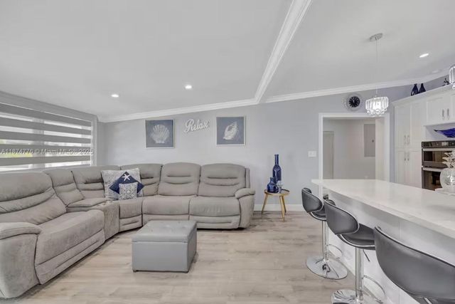 2301 Yellowtail Dr, Marathon, FL 33050