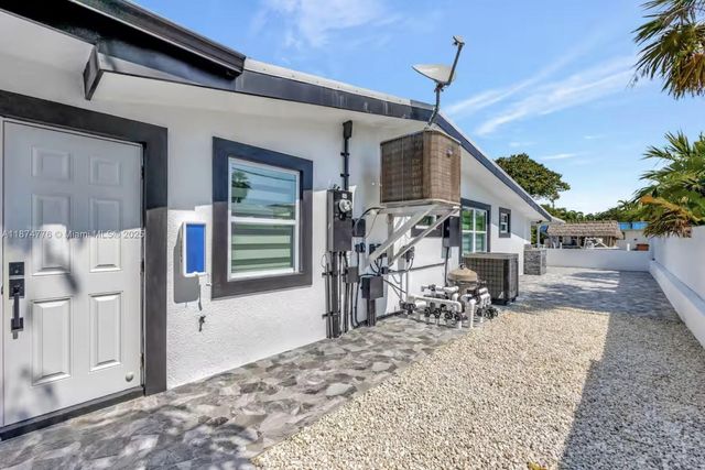 2301 Yellowtail Dr, Marathon, FL 33050