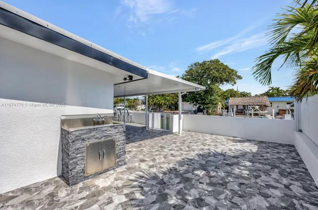 2301 Yellowtail Dr, Marathon, FL 33050