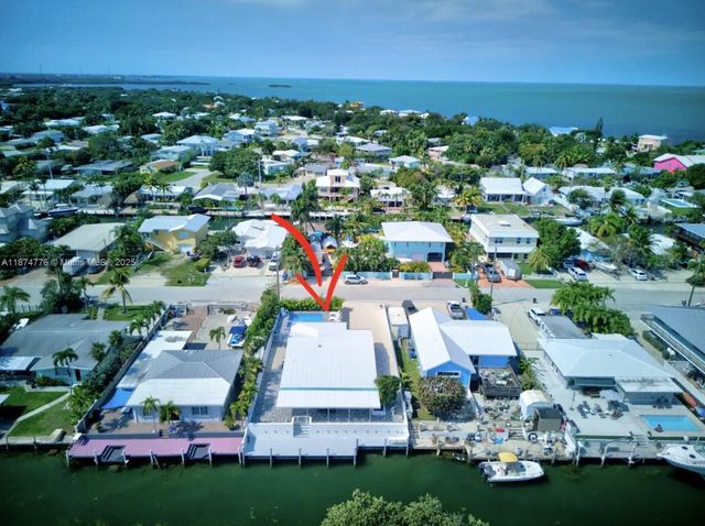 2301 Yellowtail Dr, Marathon, FL 33050