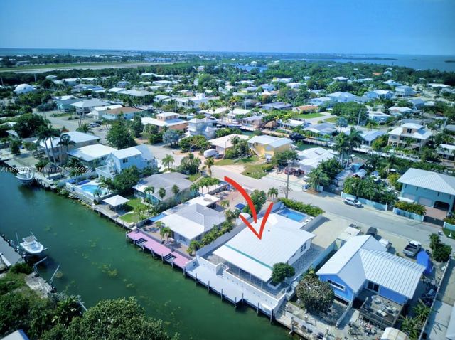 2301 Yellowtail Dr, Marathon, FL 33050