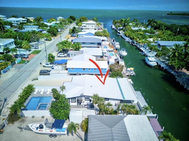 2301 Yellowtail Dr, Marathon, FL 33050