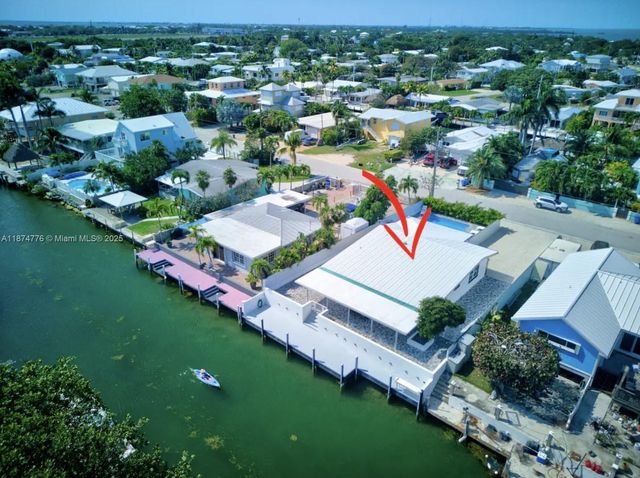 2301 Yellowtail Dr, Marathon, FL 33050