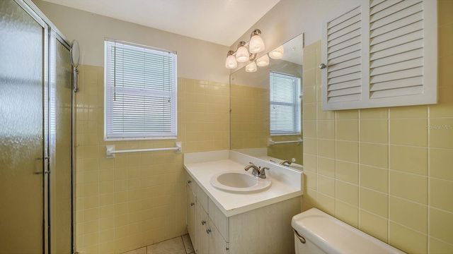 1523 LAKESIDE DRIVE 15, Venice, FL 34293
