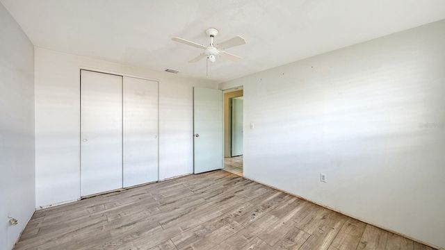 1523 LAKESIDE DRIVE 15, Venice, FL 34293