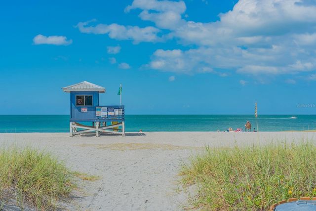1523 LAKESIDE DRIVE 15, Venice, FL 34293