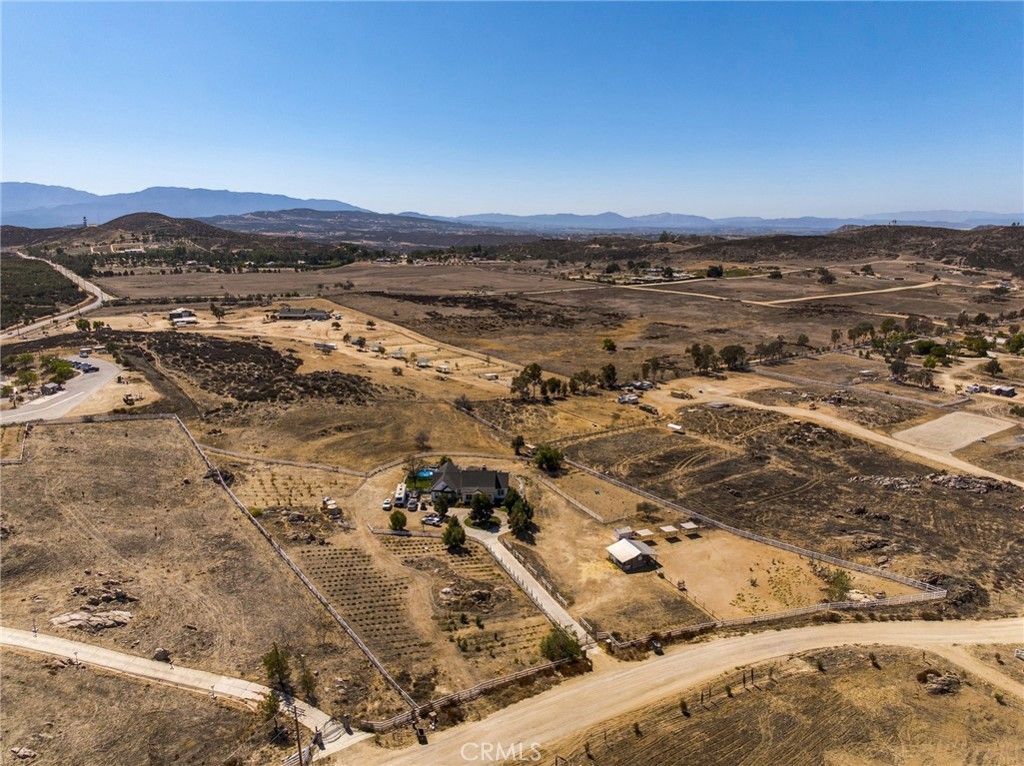 41355 Mark, Hemet, CA 92544 — photo 2