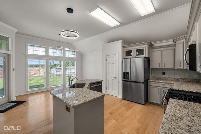 6004 Braeburn Court, Bossier City, LA 71111