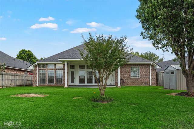 6004 Braeburn Court, Bossier City, LA 71111