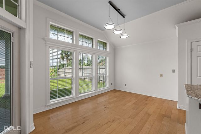 6004 Braeburn Court, Bossier City, LA 71111