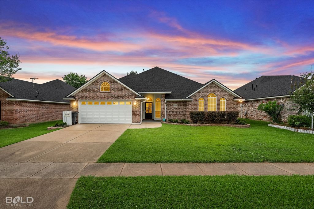 6004 Braeburn Court, Bossier City, LA 71111