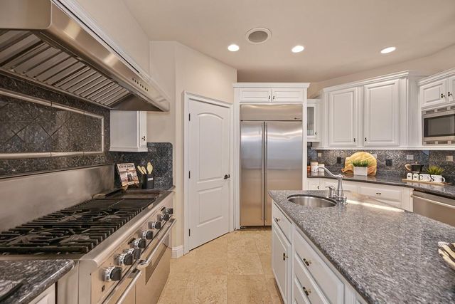 9260 Touchstone Ct, Granite Bay, CA 95746