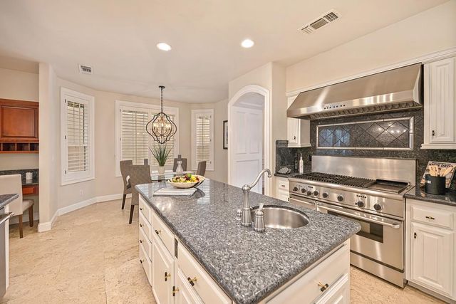 9260 Touchstone Ct, Granite Bay, CA 95746