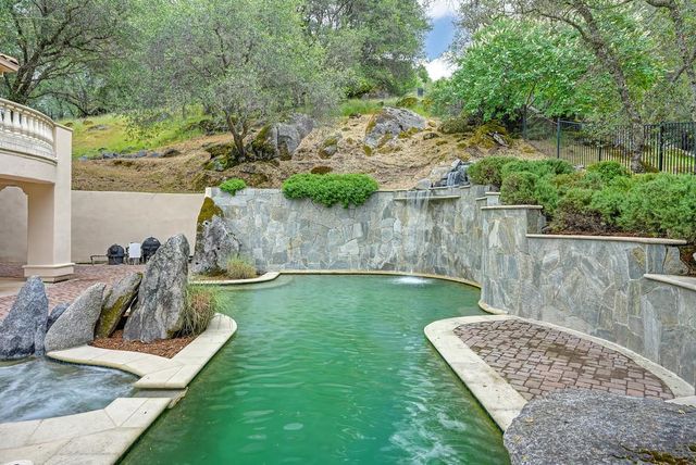 9260 Touchstone Ct, Granite Bay, CA 95746