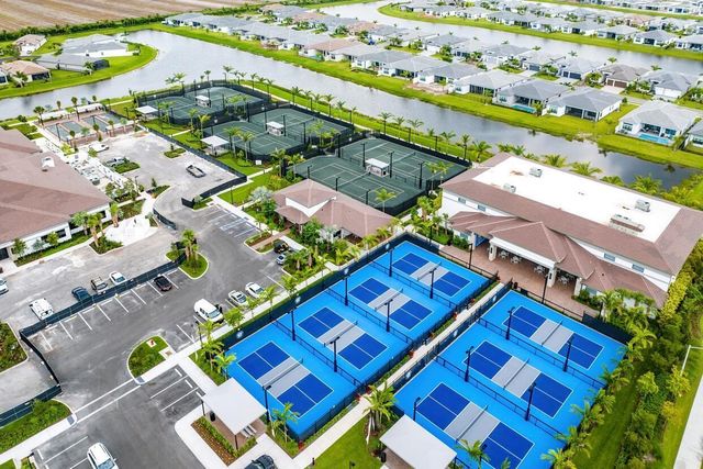 9374 Mountain Pne Grove, Boynton Beach, FL 33473