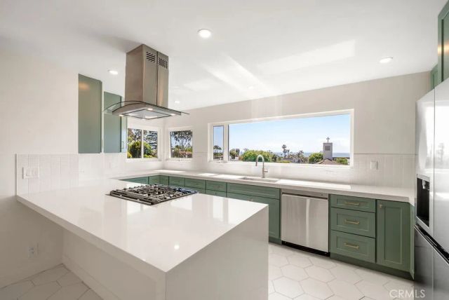 518 Legion, Laguna Beach, CA 92651