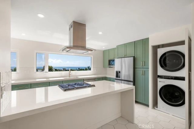 518 Legion, Laguna Beach, CA 92651